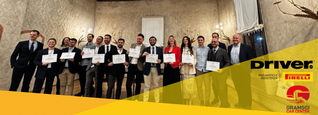 Master Driver 2023 - foto di gruppo con attestati